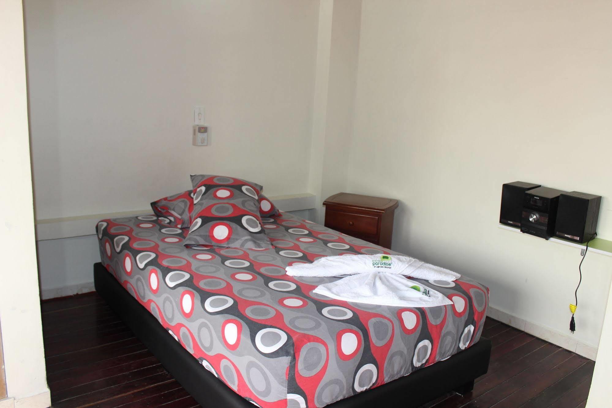 Ayenda 1231 Paradise Center Medellín Extérieur photo